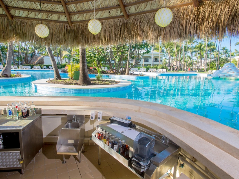 Pool Bar