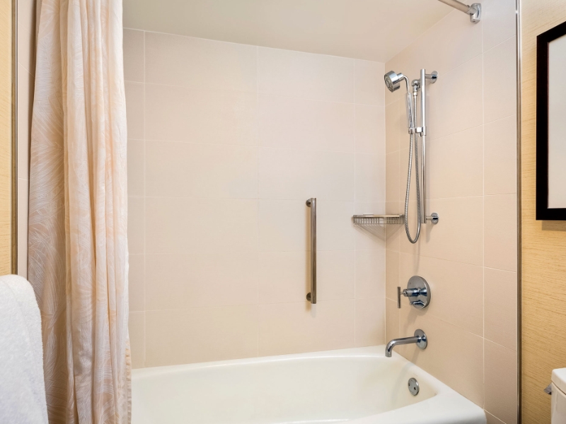 Queen Shower Tub