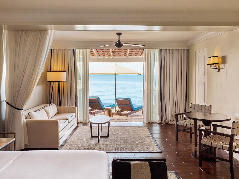 Beachfront Suite