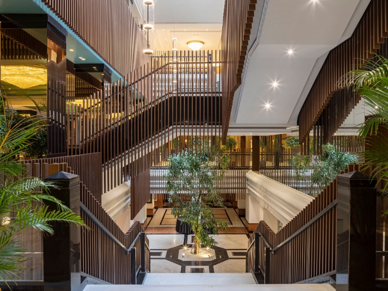 Foyer Access