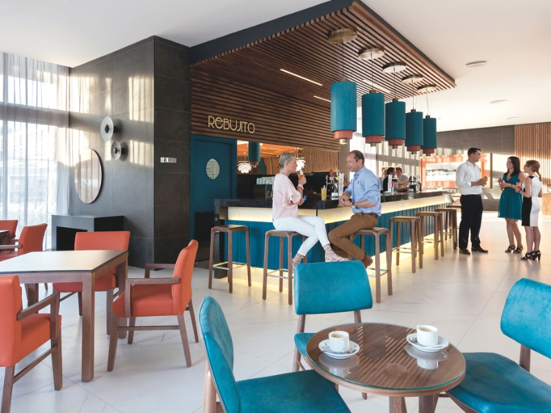 Lobby bar
