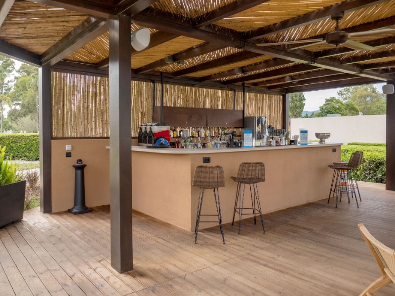 SugarReef Bar