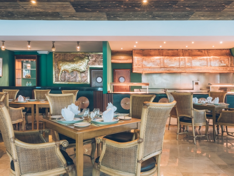 Brave Steakhouse Restaurant