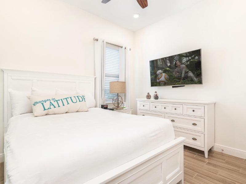 Cottage Latitude
