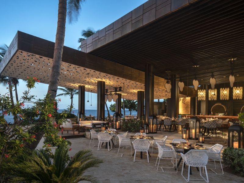 Bar Side View