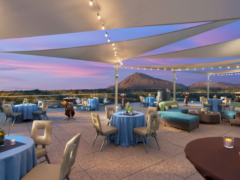 Sky Line Rooftop