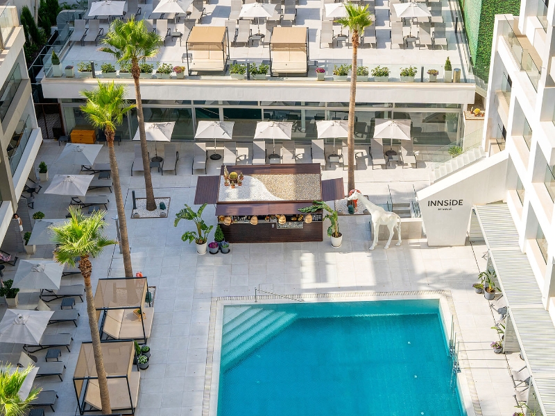 Hotel pool