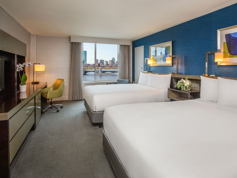 Two Queen River View