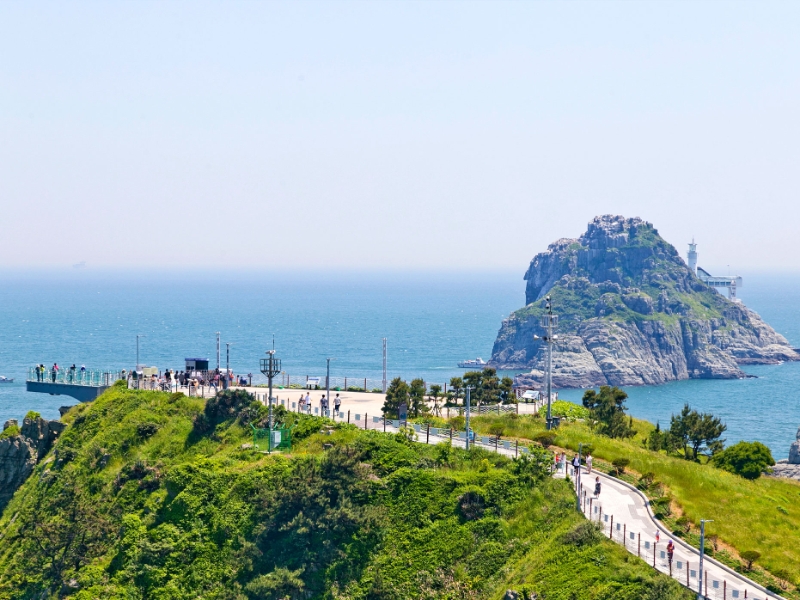 Busan Oryukdo Skywalk