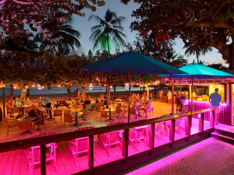 Captain Charlies Beach Bar