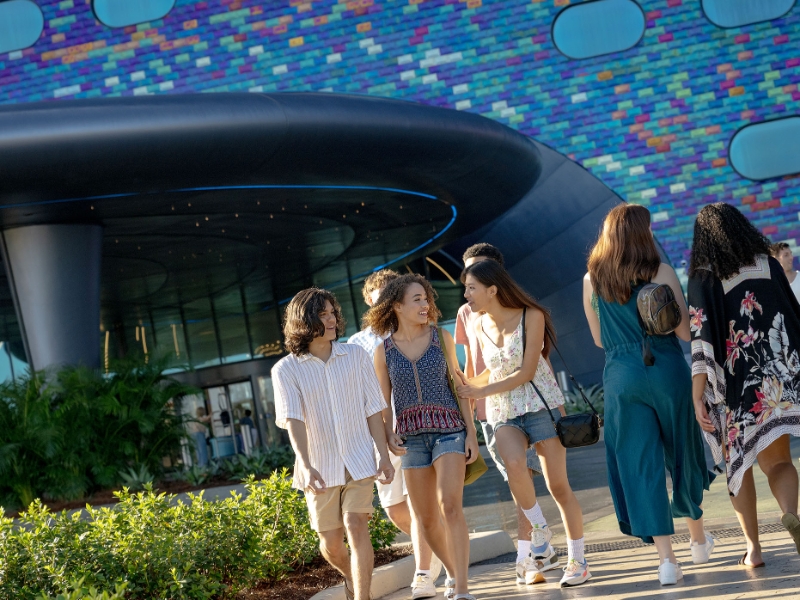 Hotel front lifestyle