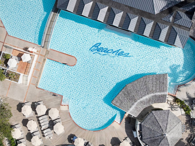 Pool aerial