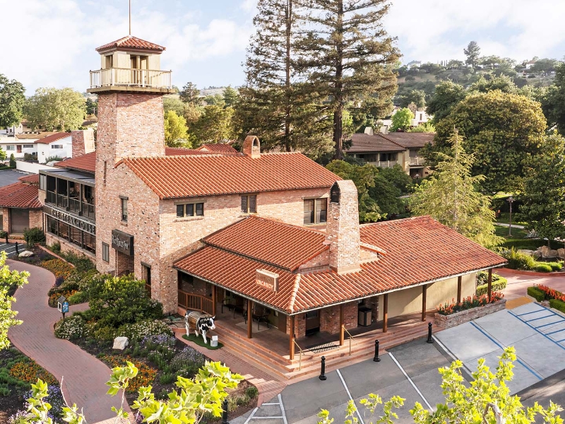 Exterior Aerial
