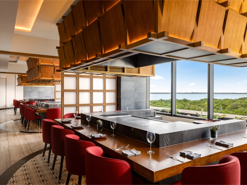 Restaurant Himitsu Hibachi Grill