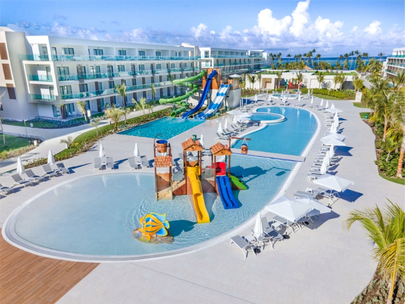Pool And Waterpark