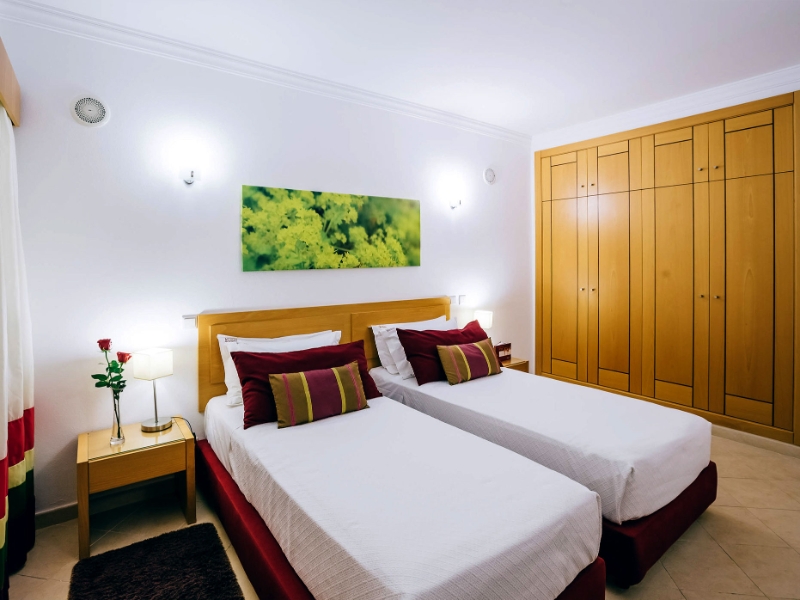 Deluxe One Bedroom Apartment