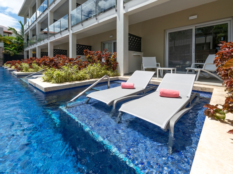 Superior Swim Up Terraza