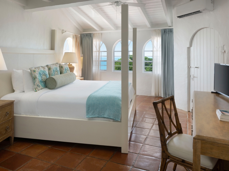 Hilltop One Bedroom Villa Room