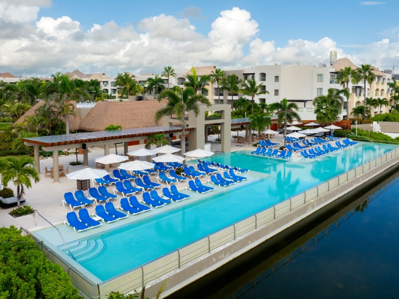 Bongos Pool