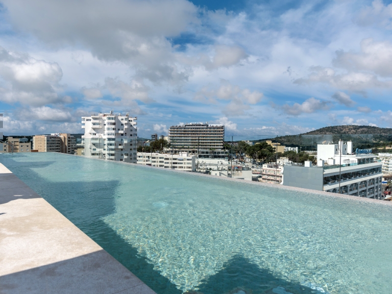 Sky pool