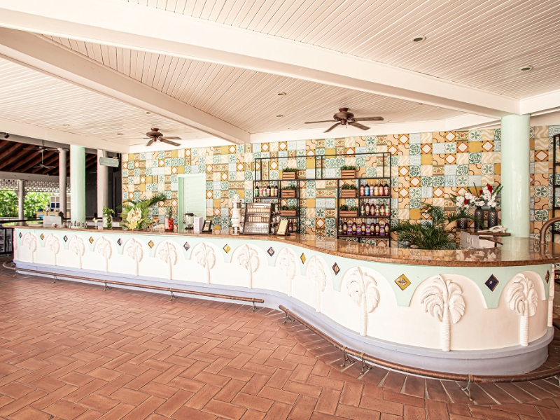 Lobby Bar