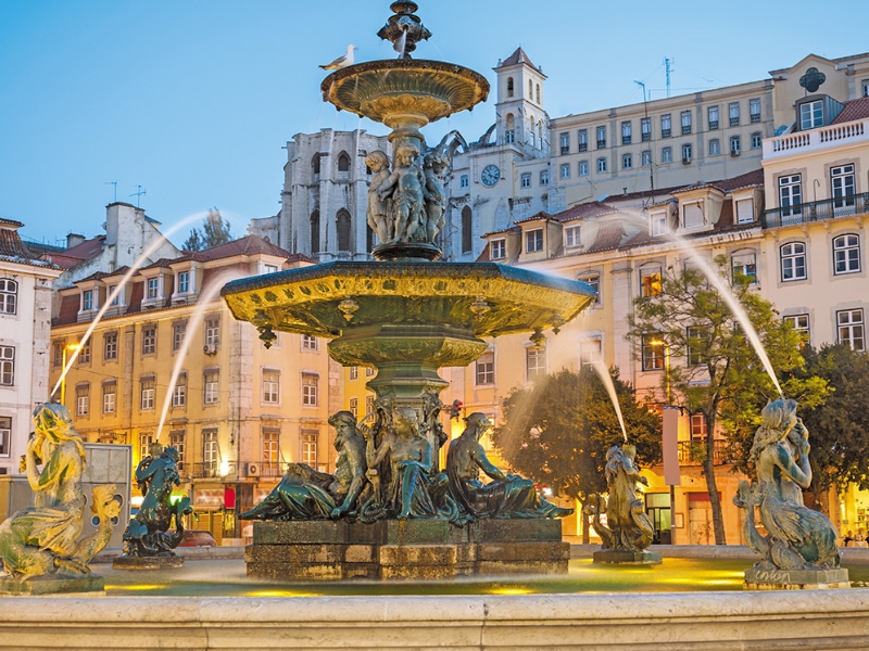 Praça Dom Pedro IV
