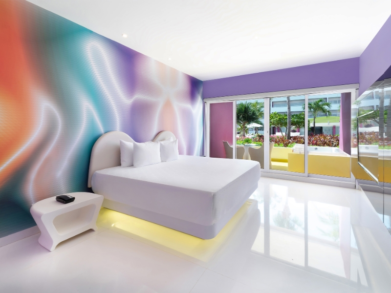 Plush Jacuzzi Pool View Room
