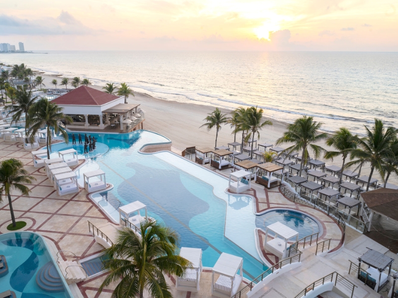 Beach Pool