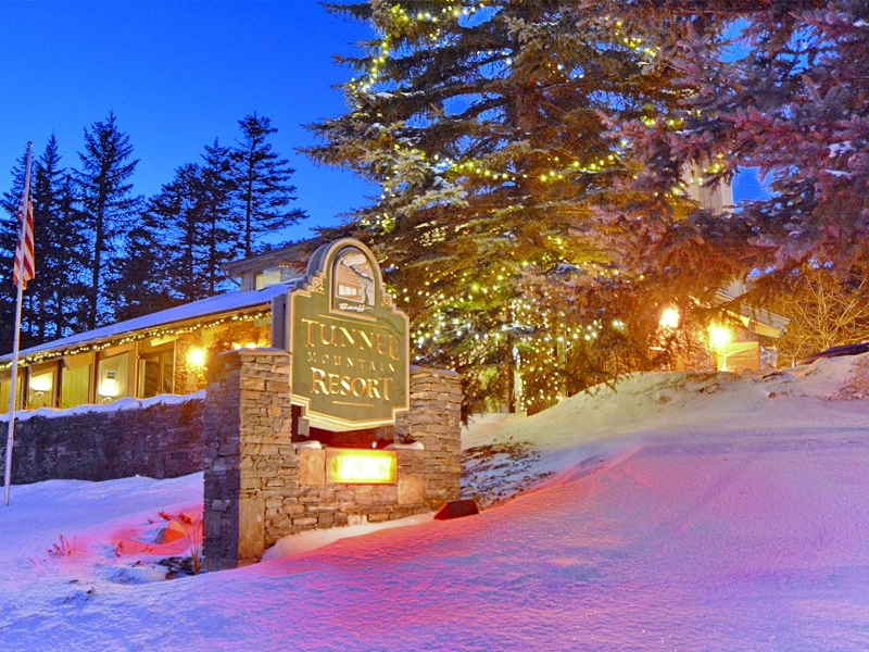 Exterior View Night