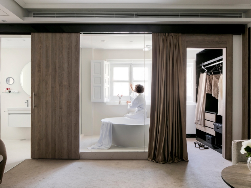 One Bedroom Suite Red Level