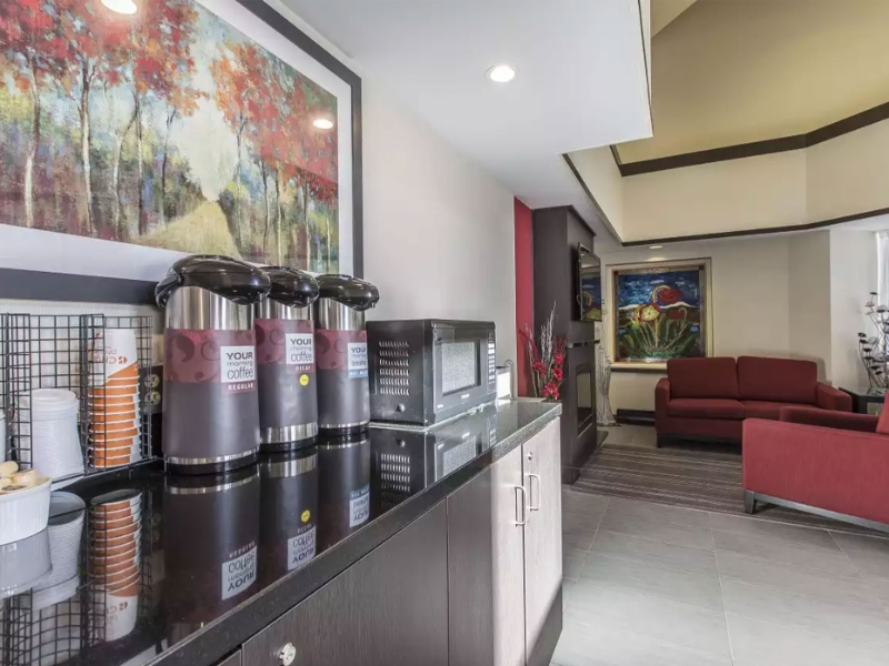 Breakfast area