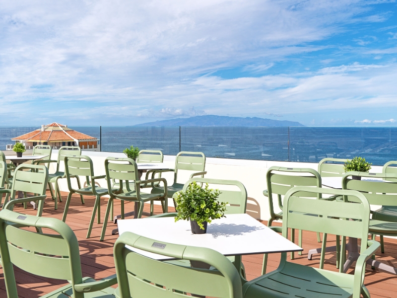 Sky Bar Terrace