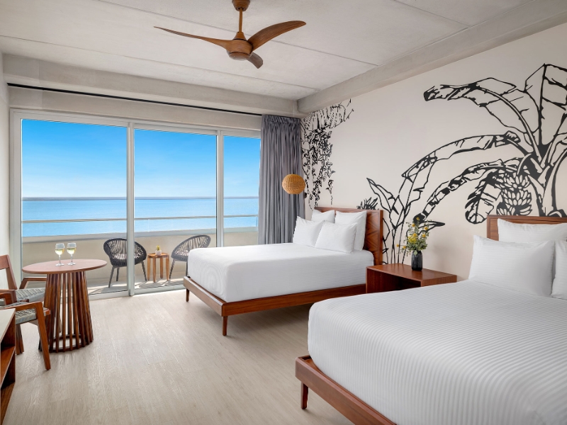 Junior Deluxe Bay View Double