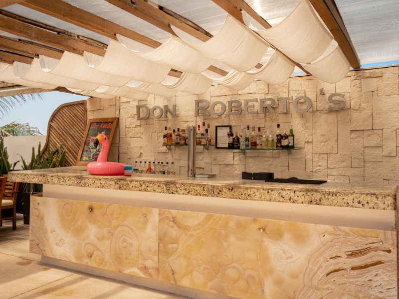 Don Robertos Bar