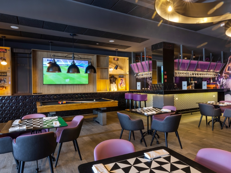 OVERTIME SPORTS BAR
