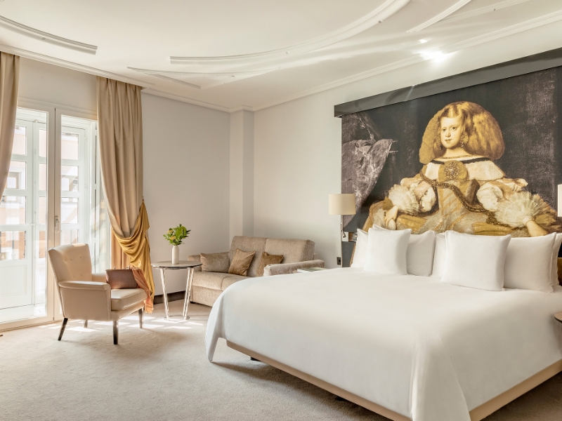 Junior Suite Red Level