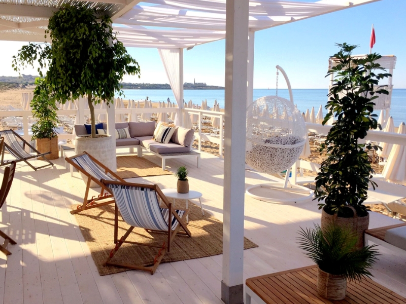 Beach Bar