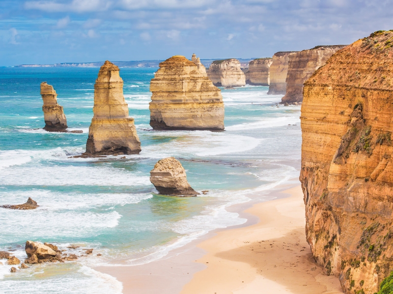 12 Apostles