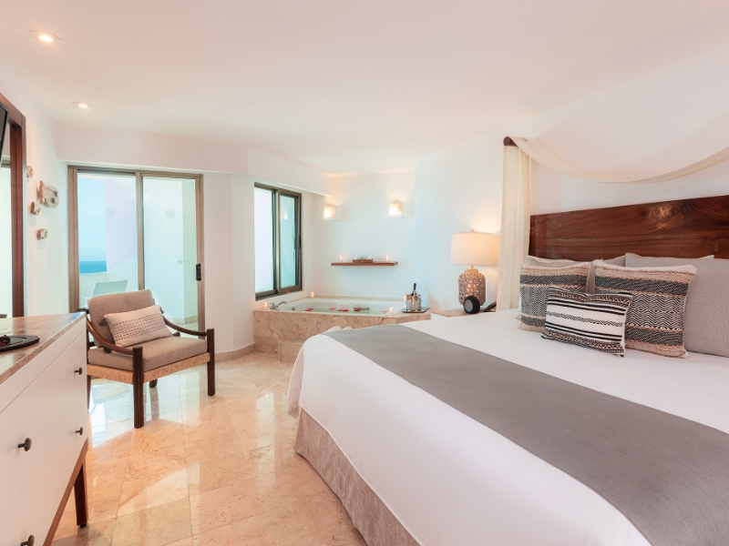 Spa Suite Jacuzzi
