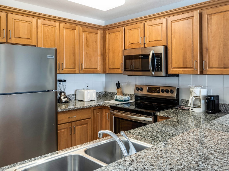 1 Bedroom Condo Kitchen