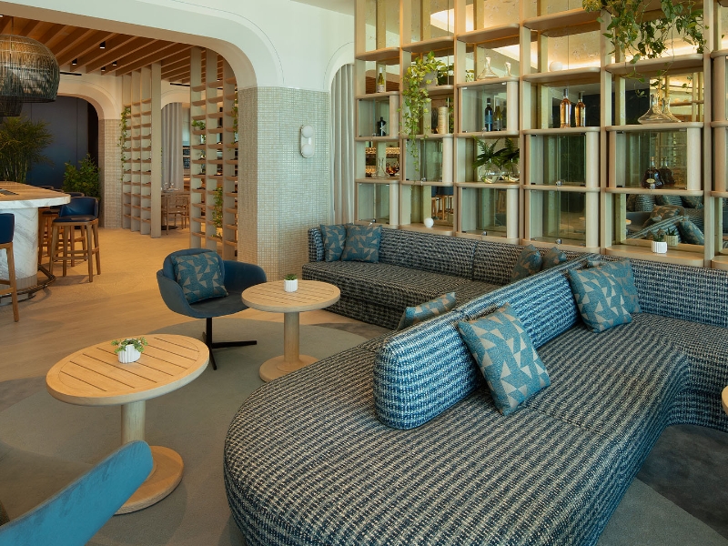 Lobby Bar