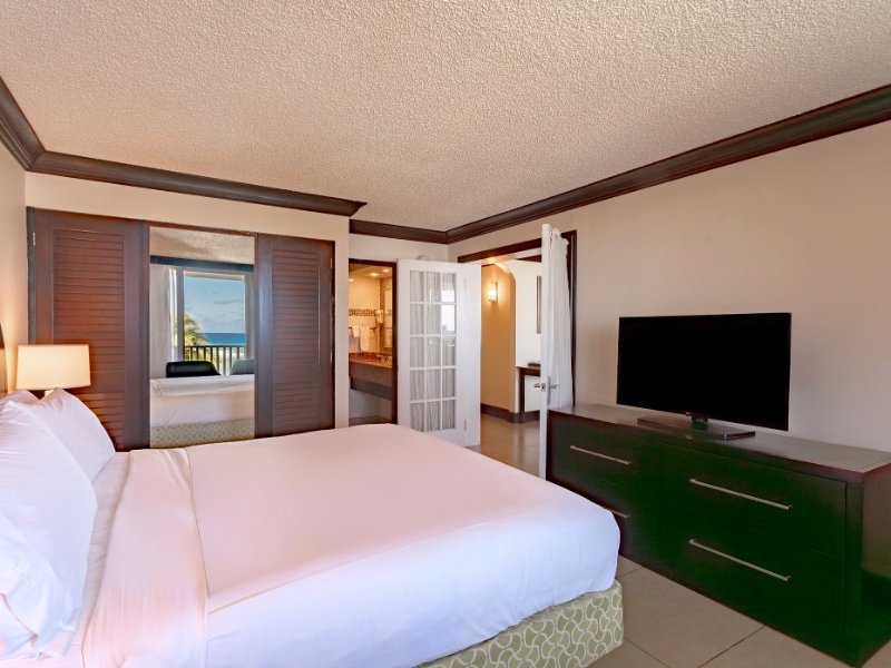 One Bedroom Suite Ocean Front