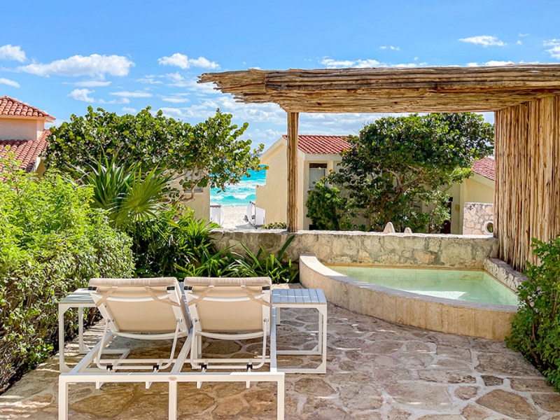 Villa Master Suite Plunge Pool