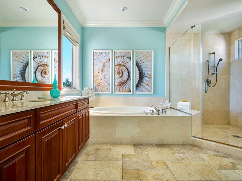 Four Bedroom Villa Bathroom