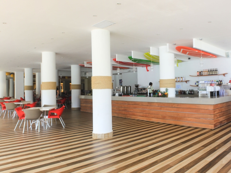 Bar