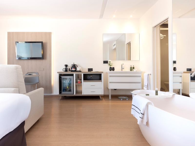 Grand Premium Sea View