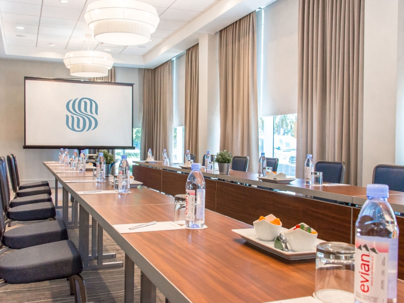 Meetings Silver Hollow Square Room Set Up