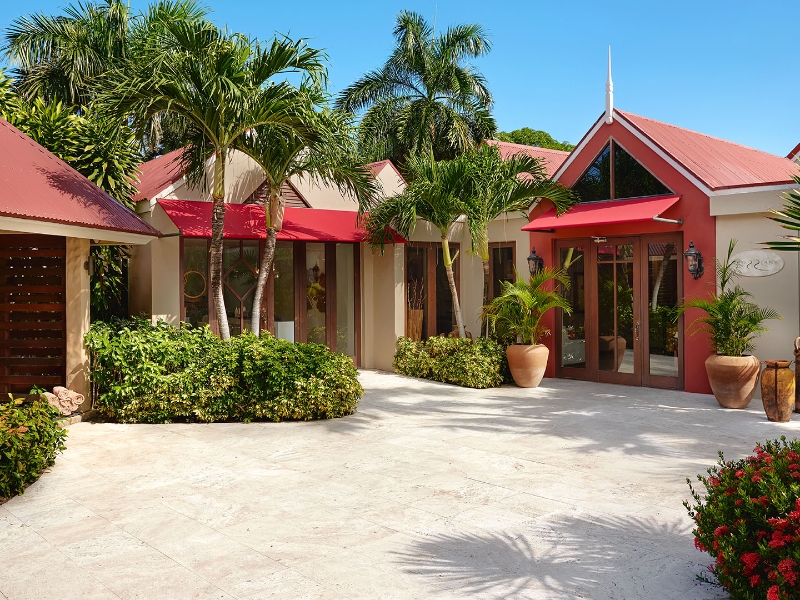 RedLane Spa Exterior