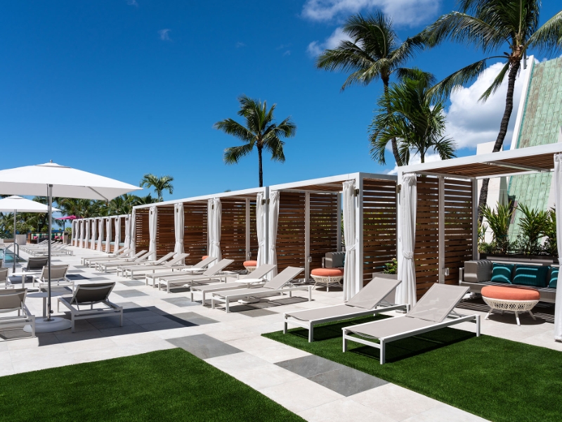 Pool Large Cabana