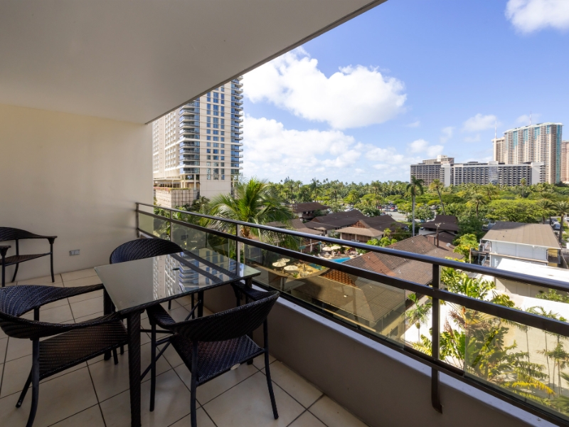 2 Bedroom City View
